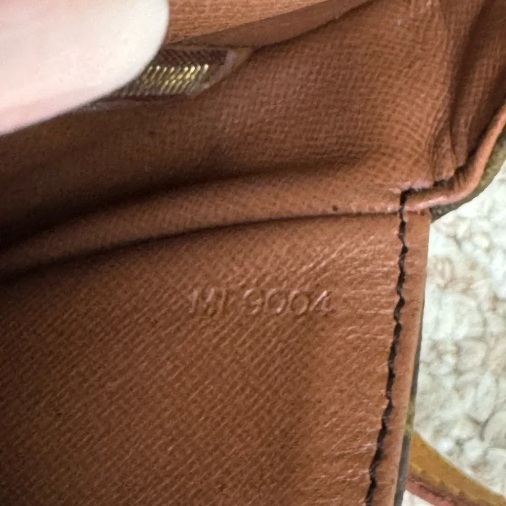 Louis Vuitton Monogram Saint Cloud PM. - Picture 16 of 17